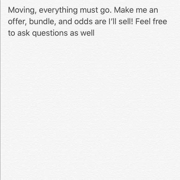 Closet - Picture 1 of 1